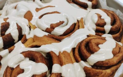 Cinnamon Rolls saludablemente versionados